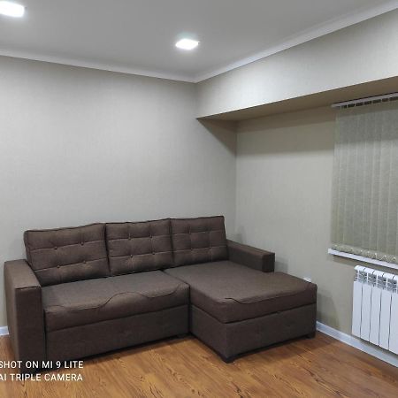 1-Bedroom Apartment In The Very City Center Taszkent Zewnętrze zdjęcie