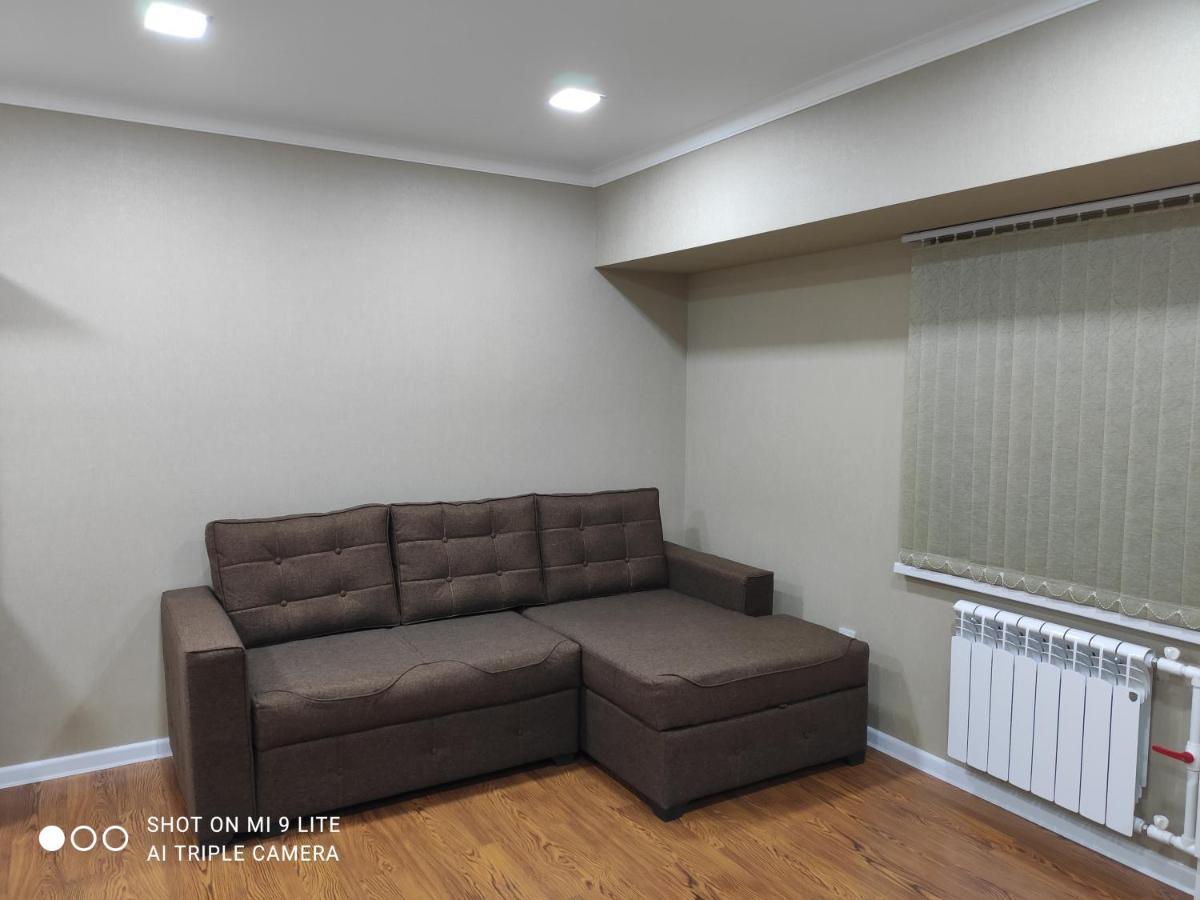 1-Bedroom Apartment In The Very City Center Taszkent Zewnętrze zdjęcie