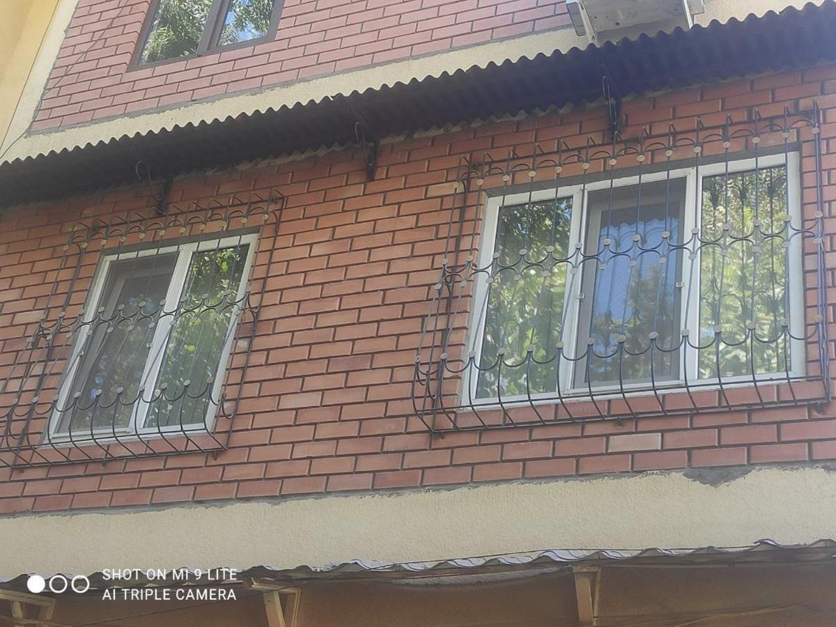 1-Bedroom Apartment In The Very City Center Taszkent Zewnętrze zdjęcie